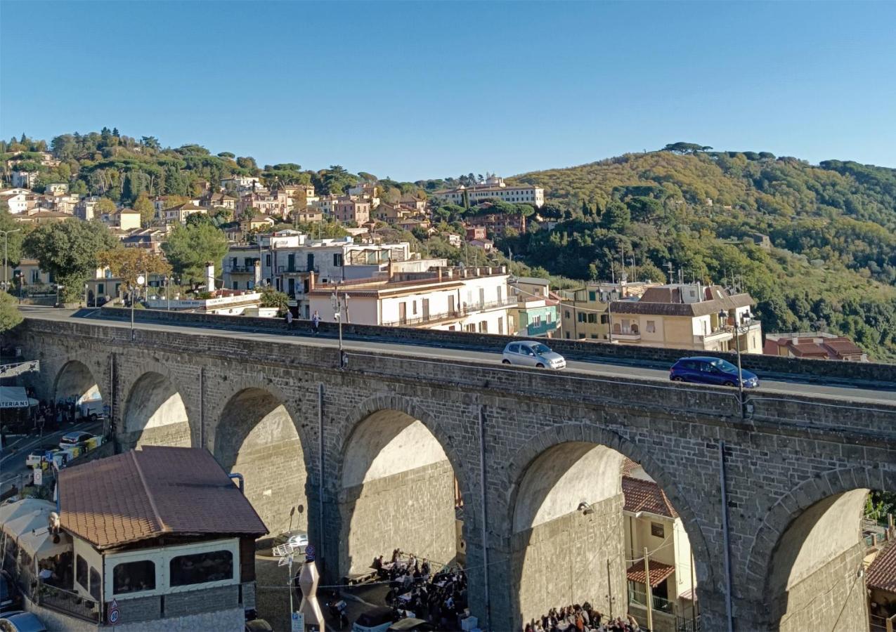 Civico 7 - Appartamento Moderno E Rifinito アリッチャ エクステリア 写真